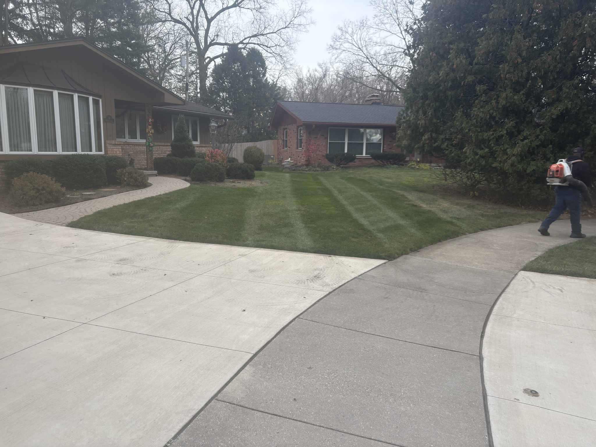 Commercial landscaping